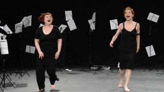 Rencontre hors-les-murs : venez rencontrer Brigitte Seth et Roser Monttlo Guberna à Pôle Sud à l'issue de la représentation de leur spectacle Coûte que coûte.